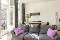 Apartment Tulip