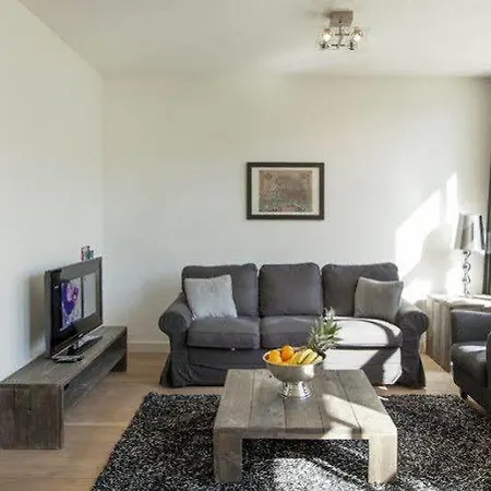 Tulip Apartment